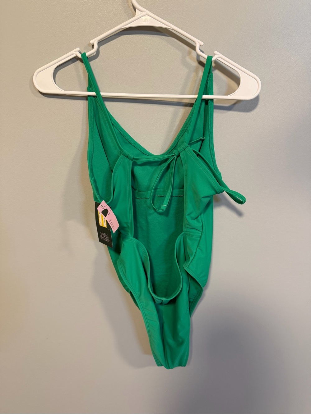 Wild Fable Green One Piece Swimsuit High Leg Cheeky Cut Size Large NWT - Picture 2 of 5